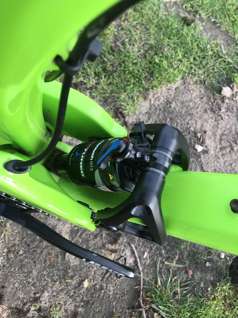 Second Hand Evil The following V1 XLarge Green-6