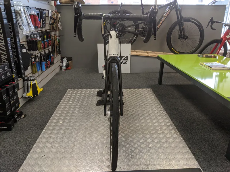 Second Hand Cube Agree SL 56cm 2019 White-1