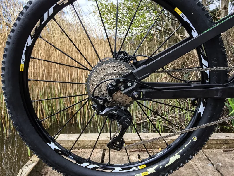 Mojo Nicolai Geometron Custom Build 2016 Black/Green-8