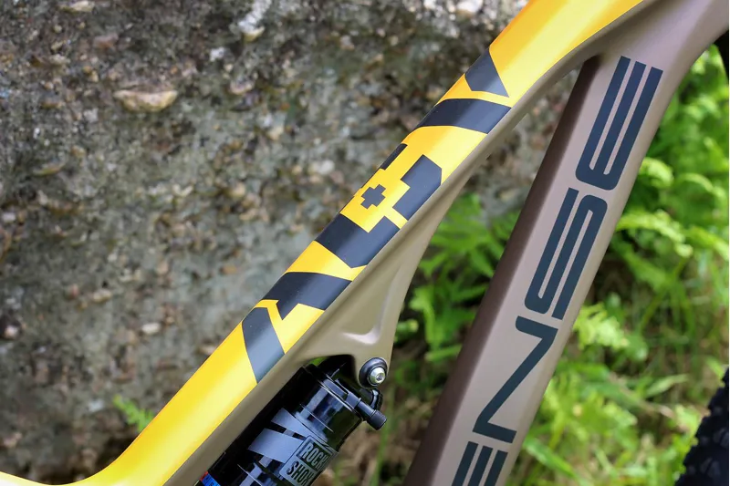 Intense ACV Pro 27.5 Plus Mountain Bike 2017 Brown/Gold-5