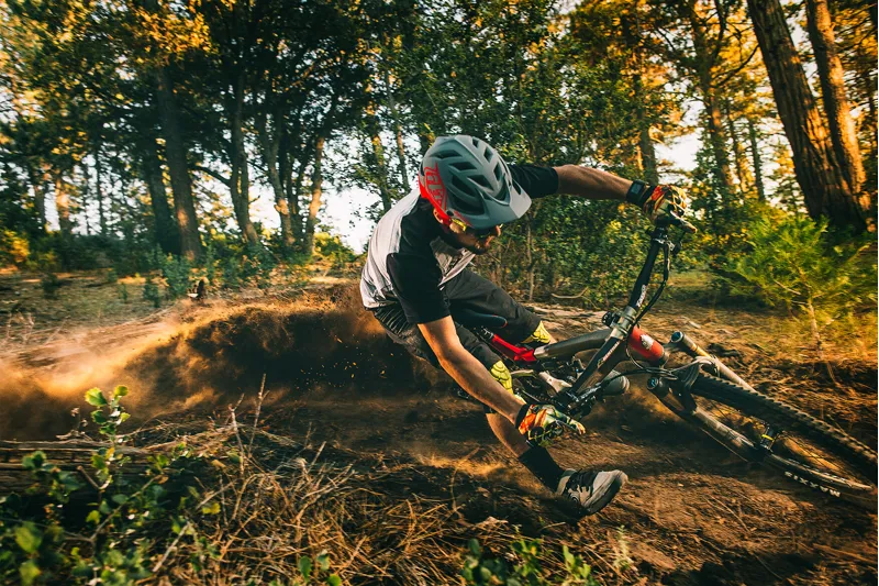 Intense Recluse Factory 27.5 Mountain Bike 2017 Grey/Red-7