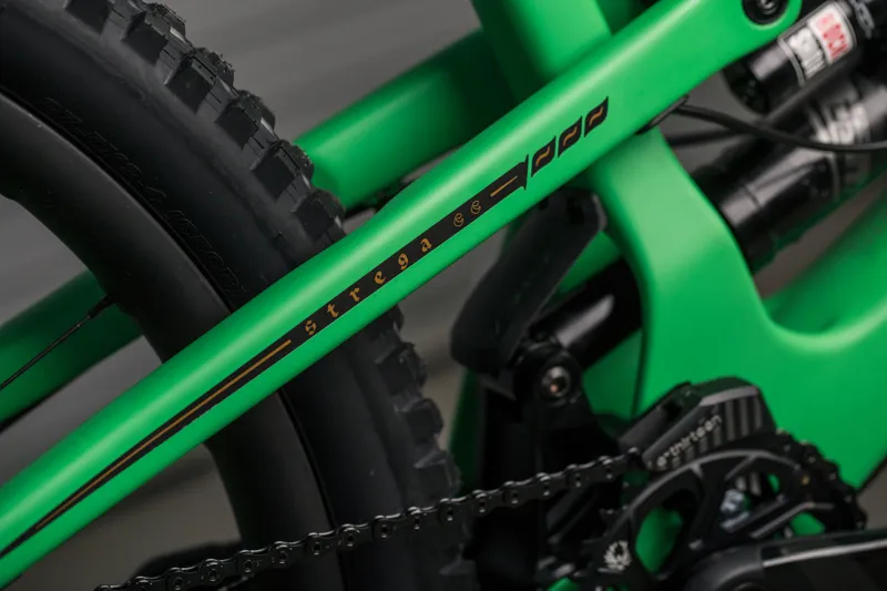 Juliana Strega C XE 27.5 Womens Mountain Bike 2018 Wicked-6