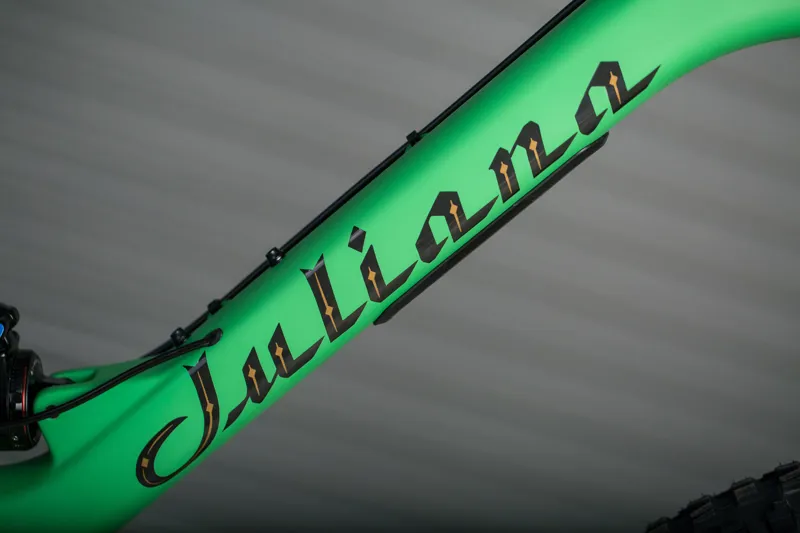 Juliana Strega C XE 27.5 Womens Mountain Bike 2018 Wicked-8