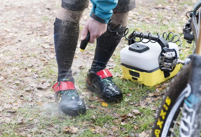 Karcher OC3 Mobile Outdoor Washer-4