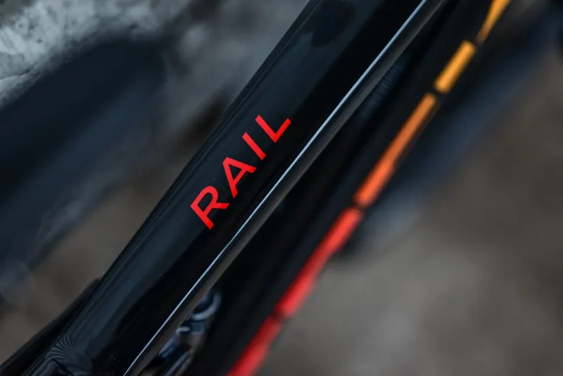 Ex Display Trek Rail 9.8 GX AXS Medium Electric Bike 2022 Black/Marigold To Red Fade-2