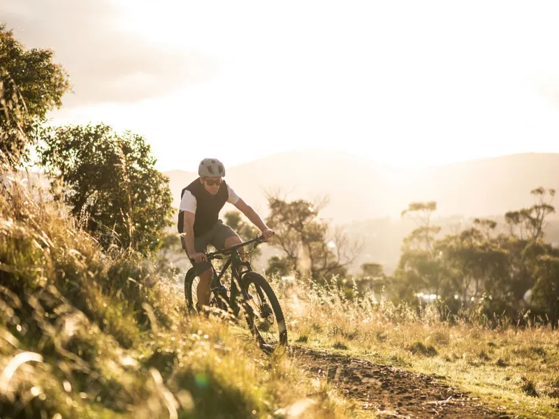 Lazer Lupo KinetiCore Helmet Titanium-8