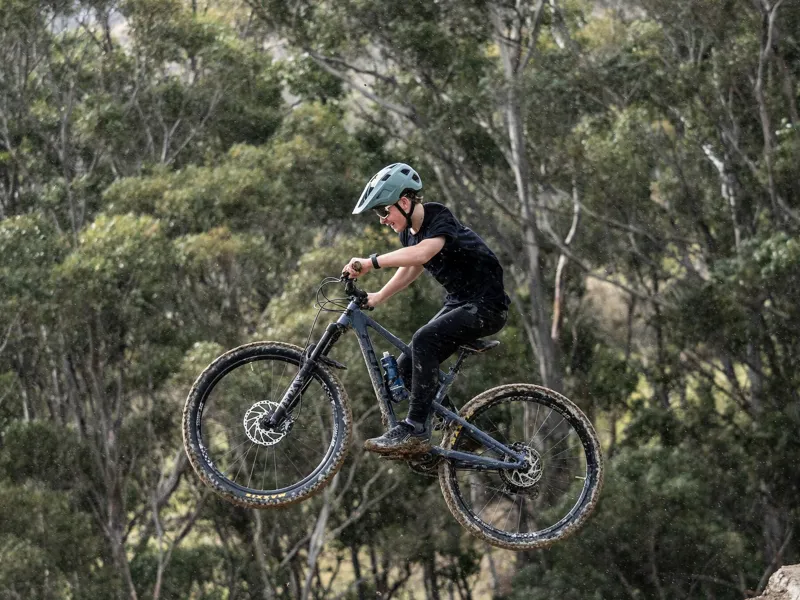 Lazer Lupo KinetiCore Helmet Matte Black-9