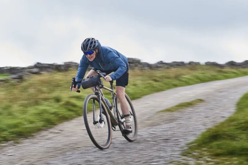 Madison Roam Women's Lightweight Windproof Packable Jacket Lake Blue-10