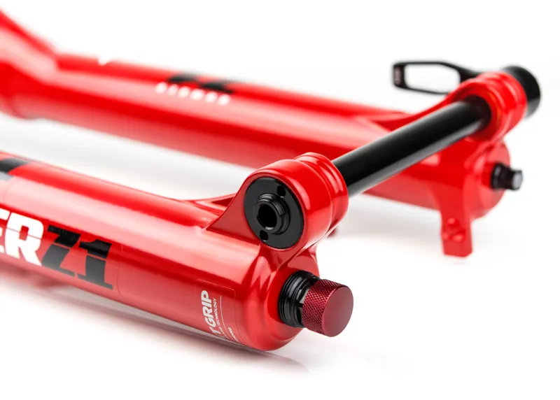 Marzocchi Bomber Z1 Coil GRIP Tapered Fork 27.5in 15QRx110 Boost Red-5