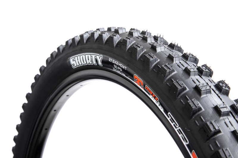 Maxxis Shorty 27.5x2.40WT Folding Tyre MG DD/TR Black-1