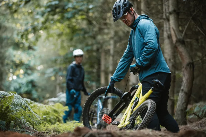 Madison Flux Super Light Waterproof Softshell Jacket Black-5