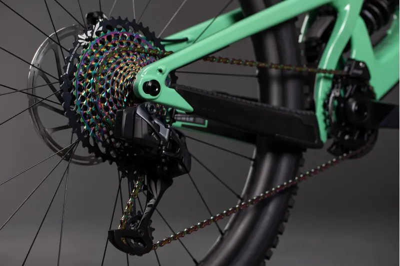 Santa Cruz Megatower CC XTR Air 29er Mountain Bike 2020 Green-1