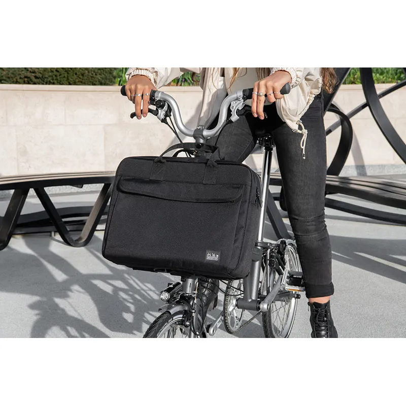 Brompton Metro City Bag Medium with Frame Black-10