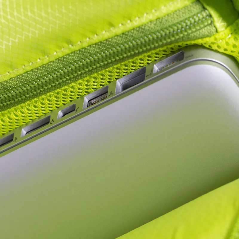 Osprey Momentum 32 Rucksack Green-3