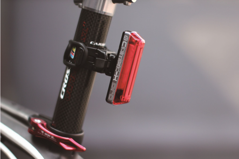 Moon Comet X Pro Rear Light Black-2