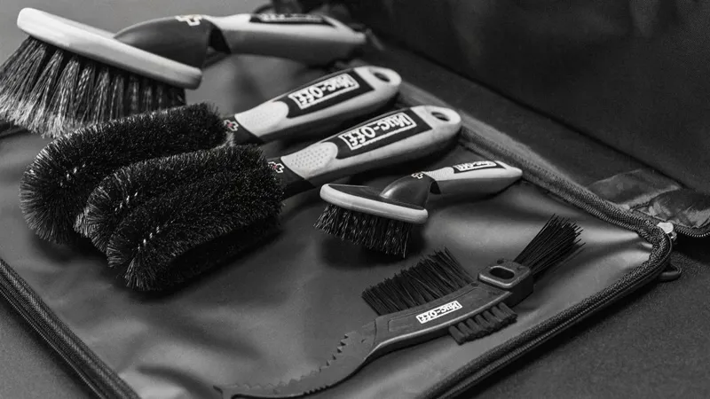 Muc-Off Bicycle Ultimate Valet Kit-5