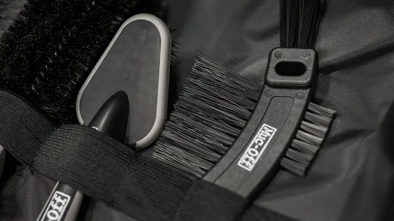 Muc-Off Bicycle Ultimate Valet Kit-6