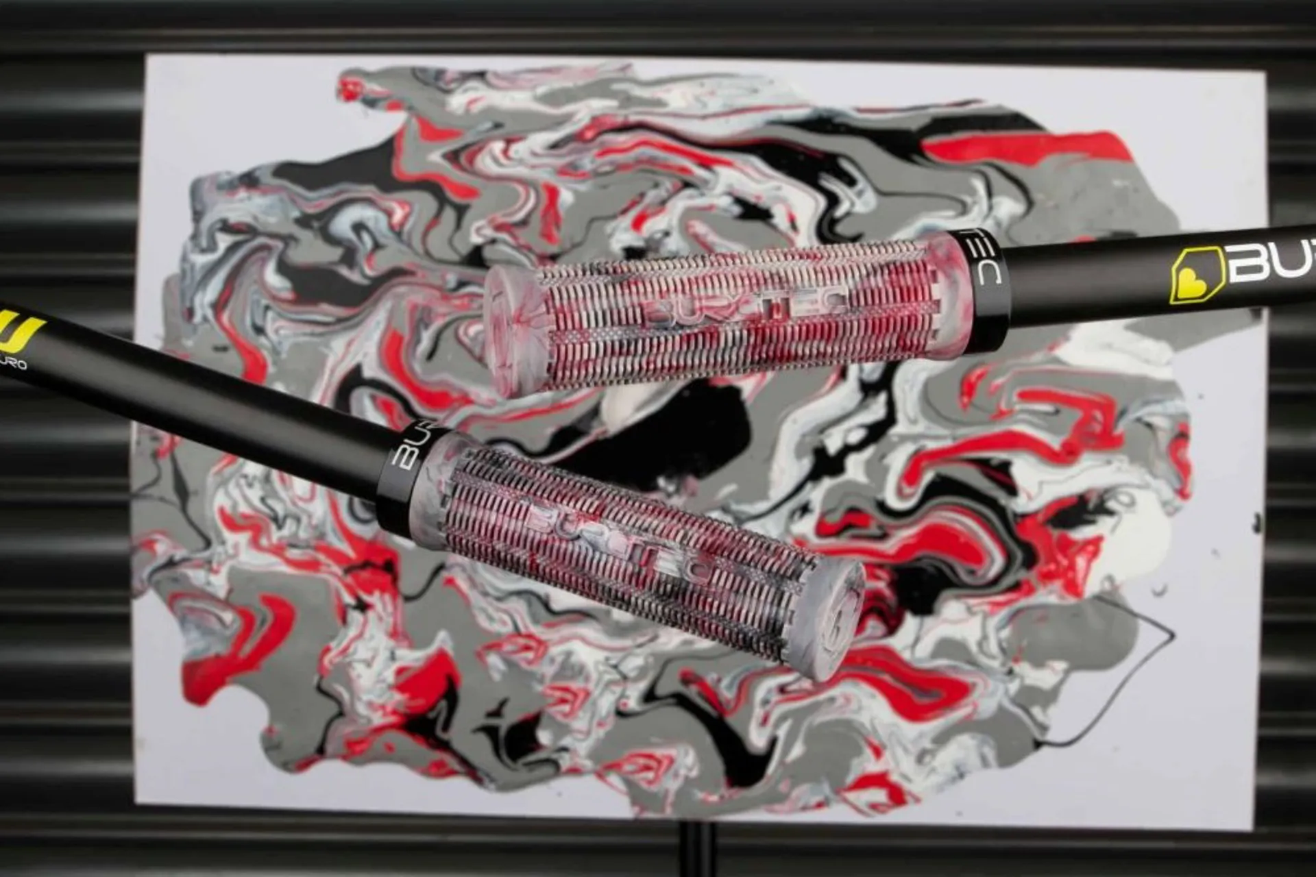 /images/myimages/burgtec-bartender-pro-greg-minnaar-lock-on-grips-7.jpg?width=1920