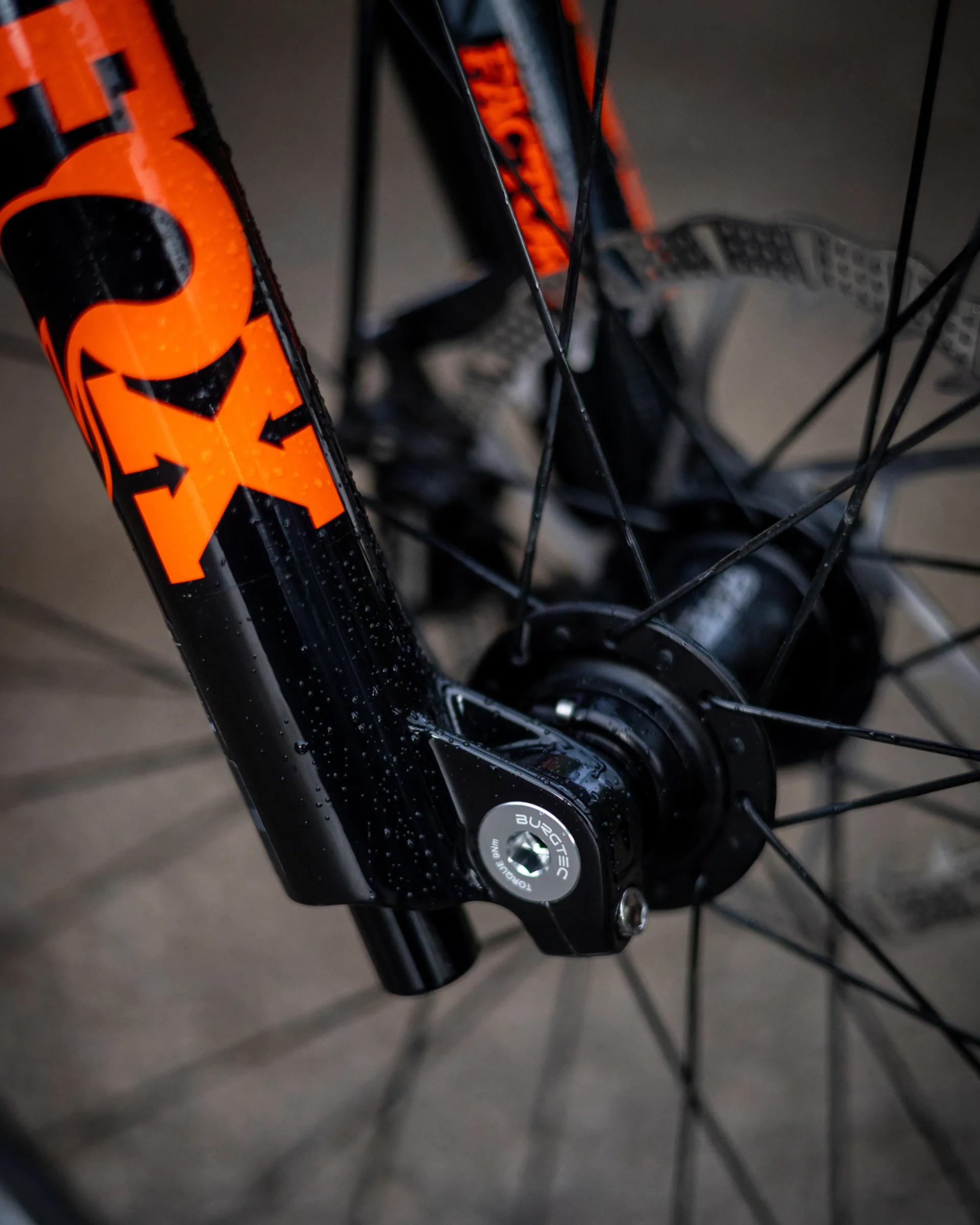 /images/myimages/burgtec-fox-36_38-2021-fork-axle-2.jpg?width=1920