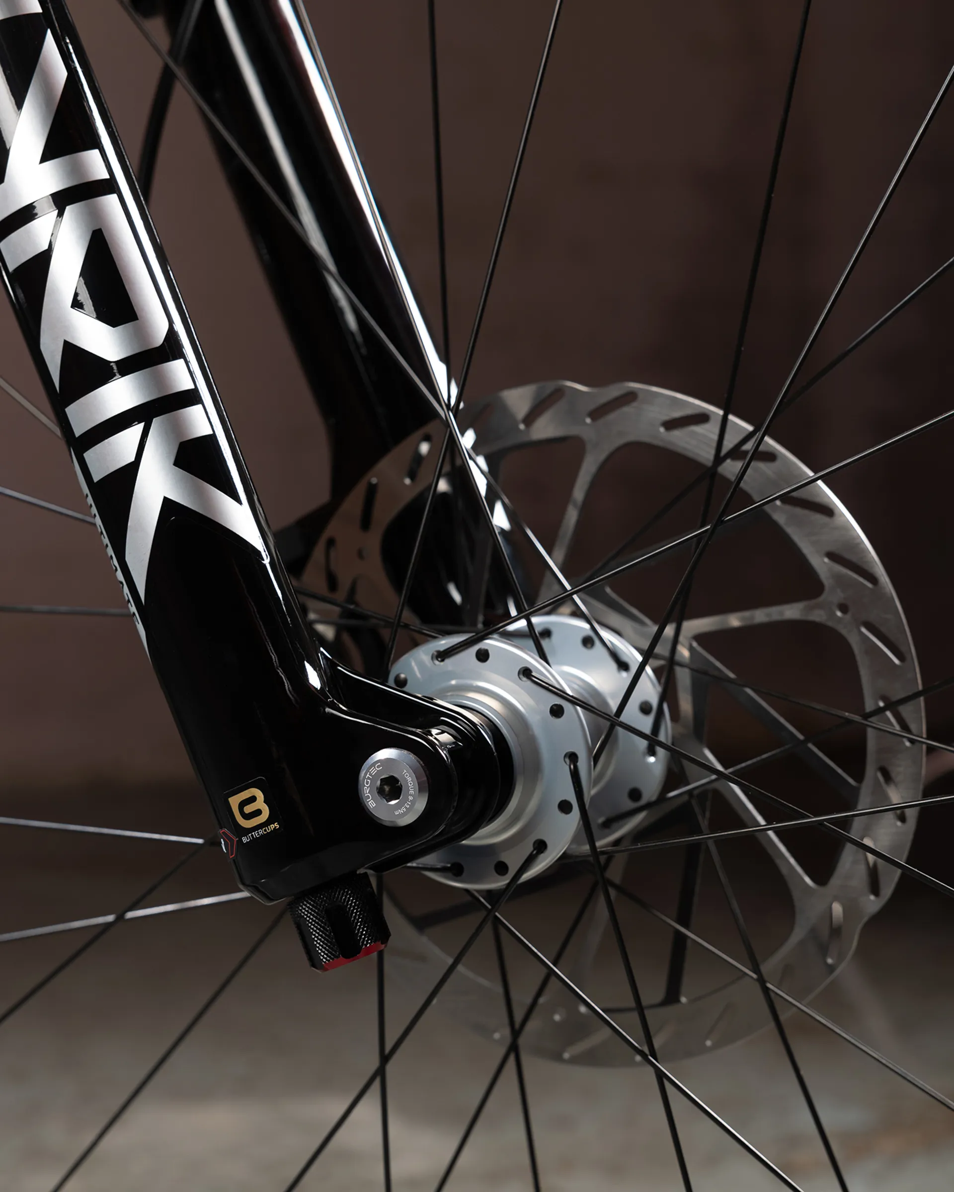 /images/myimages/burgtec-rockshox-fork-axle-15x110mm-boost-5.jpg?width=1920