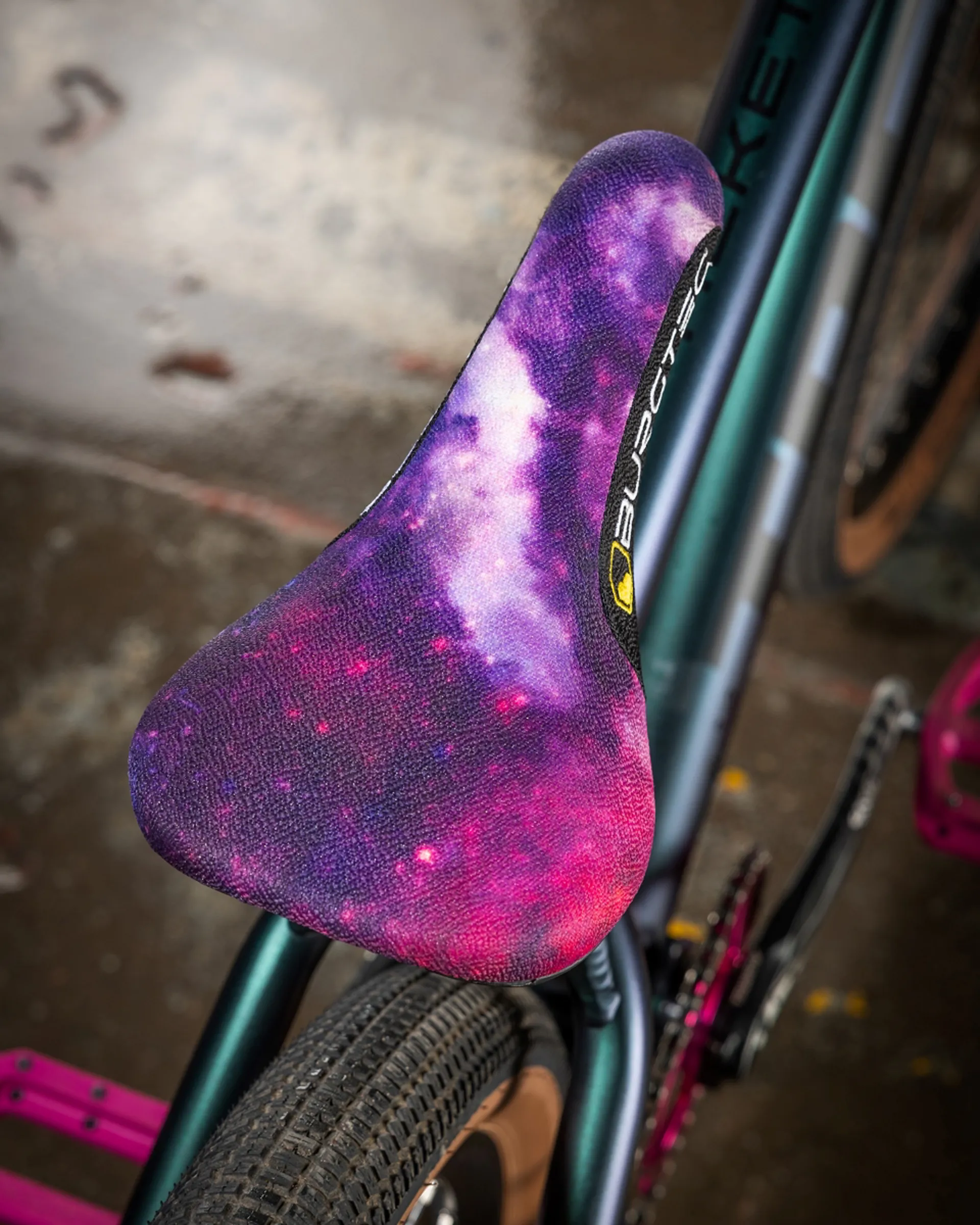 Burgtec The Cloud Boost Saddle Nebula