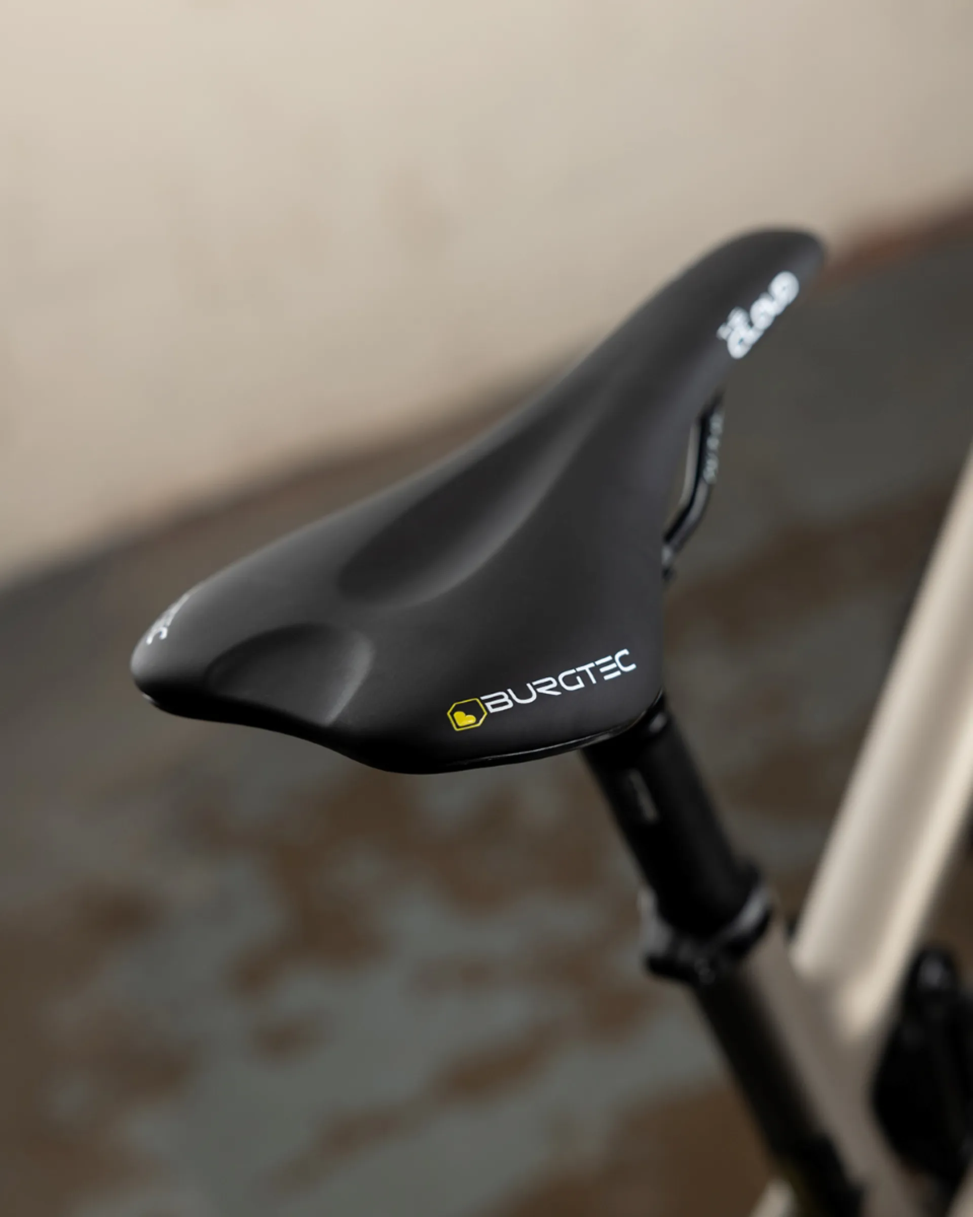Burgtec The Cloud MK2 Saddle Black