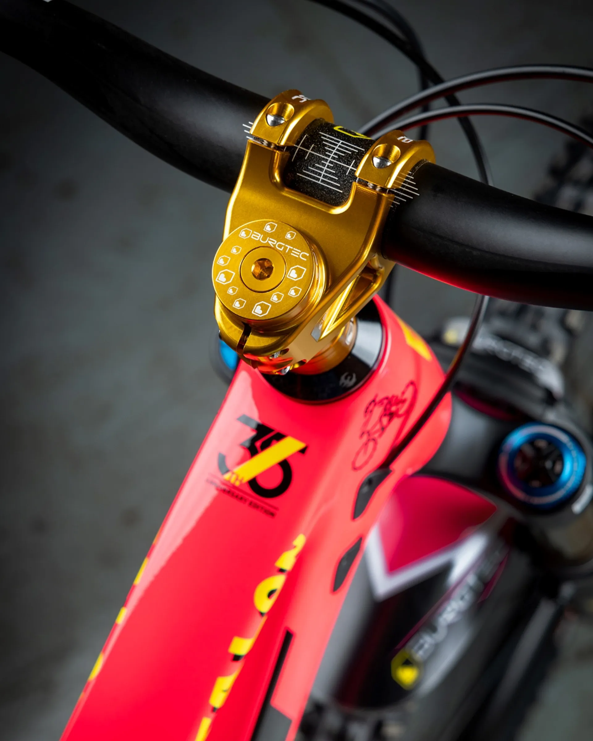 /images/myimages/leisure-lakes-bikes-burgtec-enduro-mk3-stem-bike-stem-2.jpg?width=1920