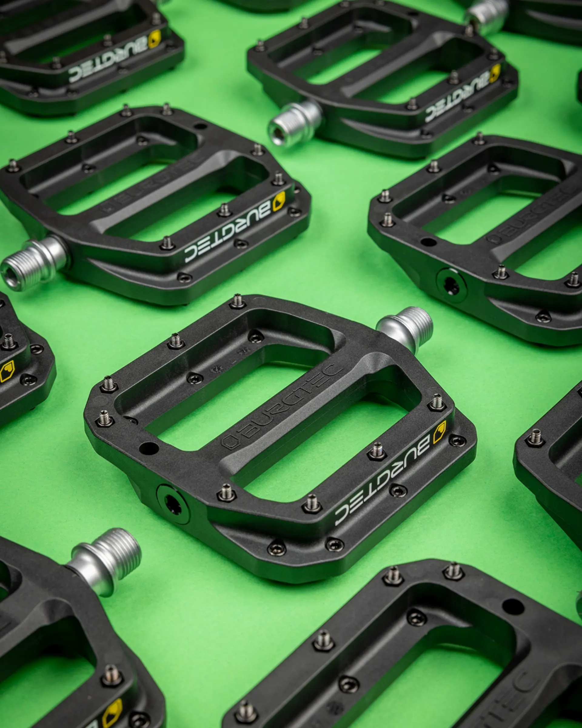 Burgtec MK4 Composite Flat Pedals