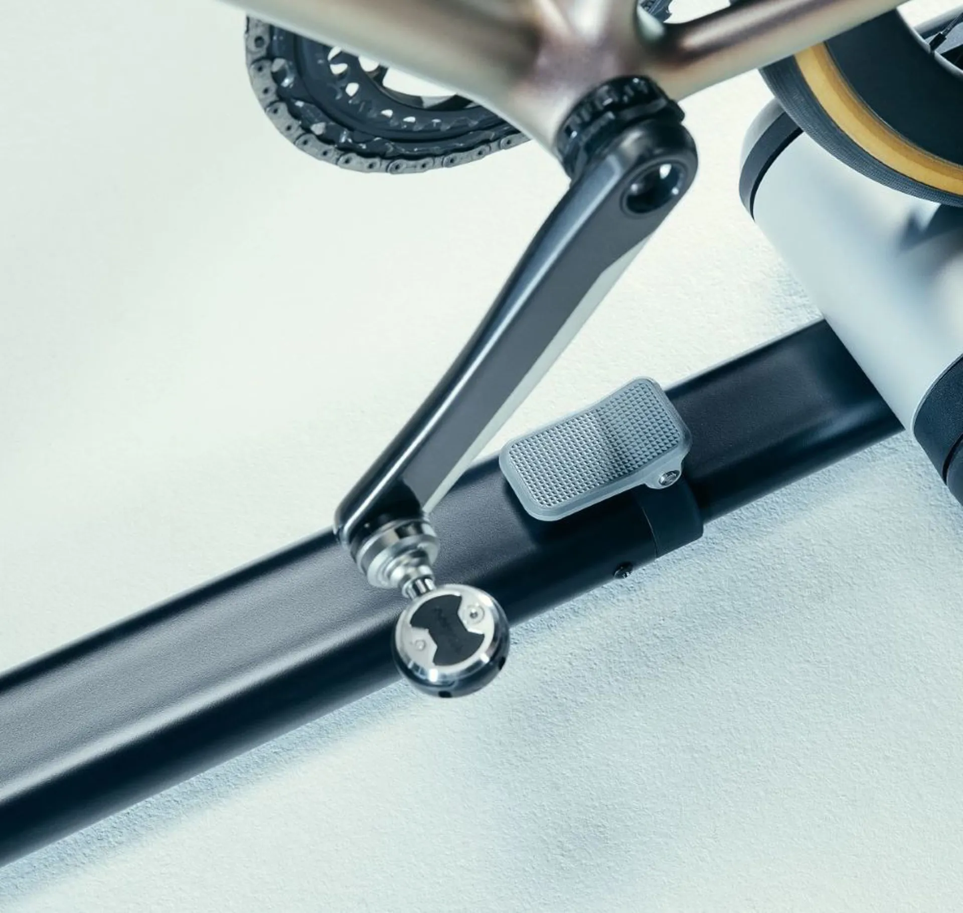 /images/myimages/leisure-lakes-bikes-wahoo-powrlink-zero-dual-sided-power-pedals-3.jpg?width=1920