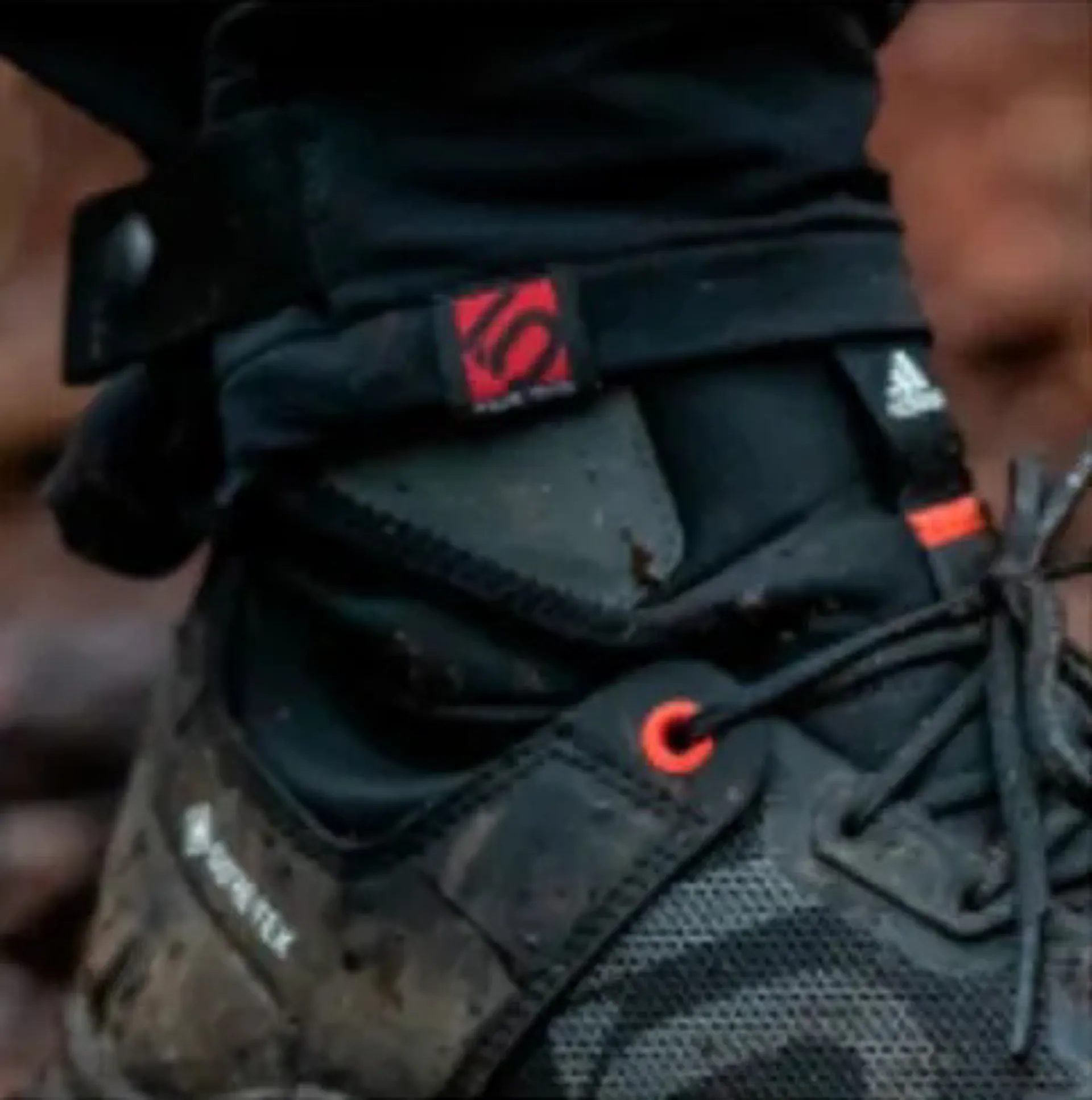 /images/myimages/leisurelakesbikes-five-ten-trailcross-gore-tex-mtb-shoes-1-2.jpg?width=1920