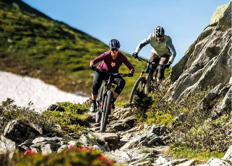 leisurelakesbikes-full-suspension-mountain-bike-trail-bike-feature.jpg