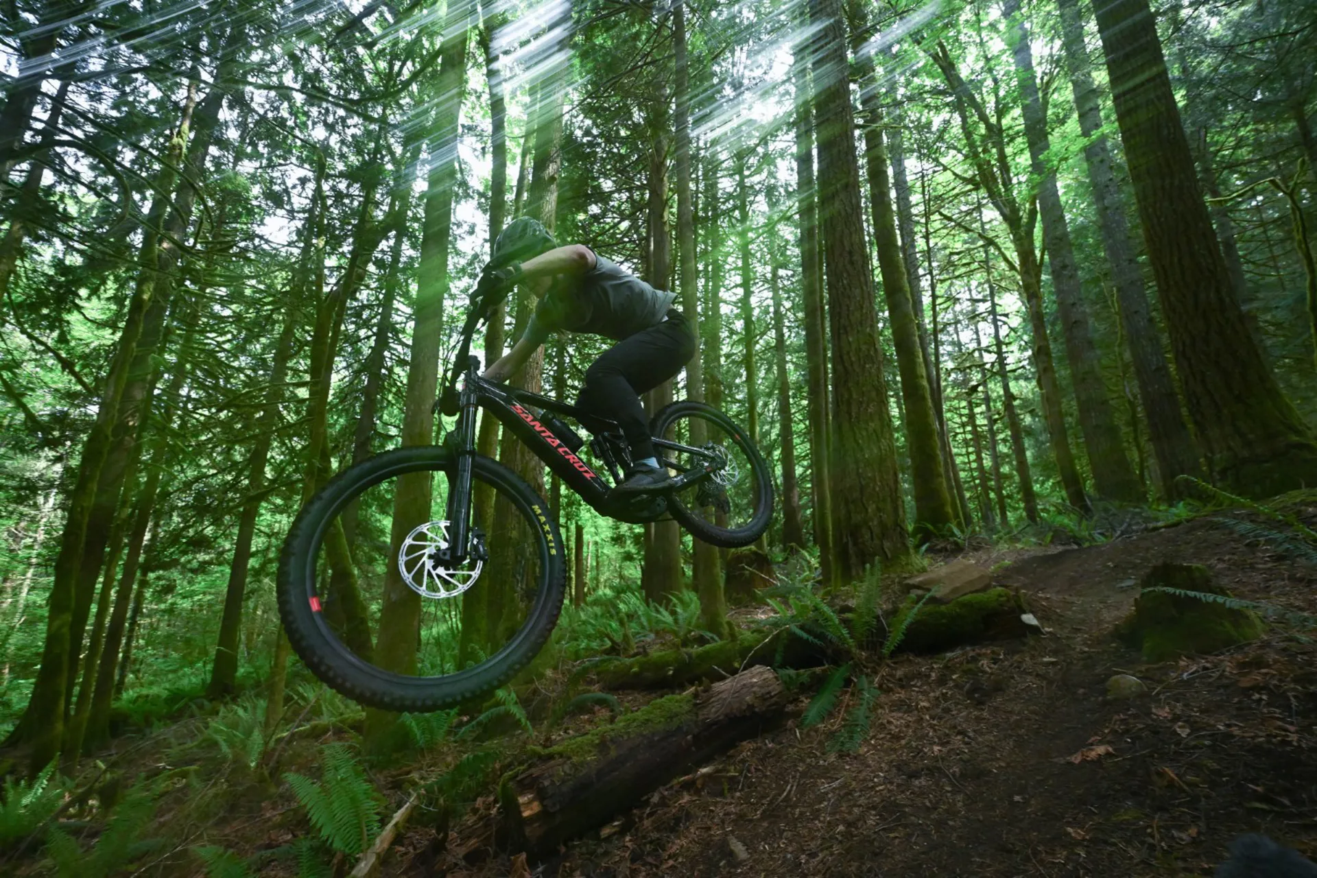 /images/myimages/santa-cruz-vala-al-deore-electric-bike.jpg?width=1920