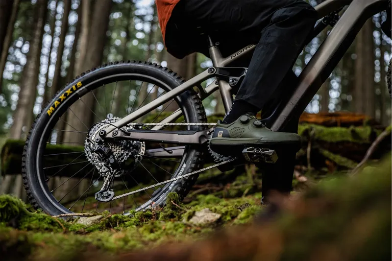 Norco Fluid Vlt C1 140 Electric Bike 2024 Silver-7