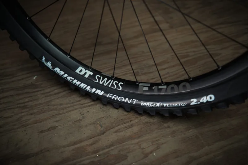 Nukeproof Mega 275 Pro GX 27.5 Carbon Mountain Bike 2020 Black/grey-6