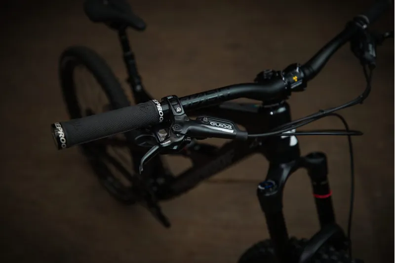 Nukeproof Mega 290 Pro GX EAGLE 29er Mountain Bike 2020 Black/Grey-2