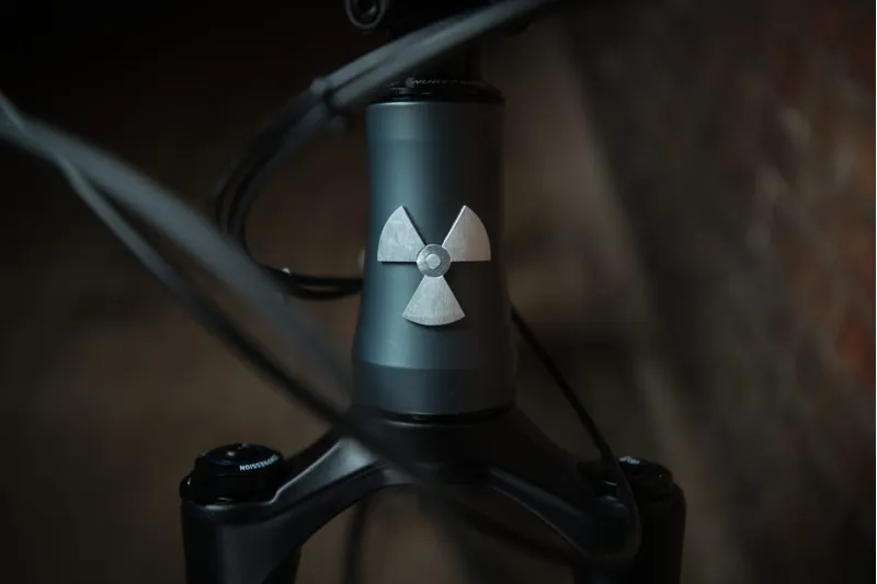 Nukeproof Scout 275 Comp SX 27.5 Hardtail Mountain Bike Grey/Black-3