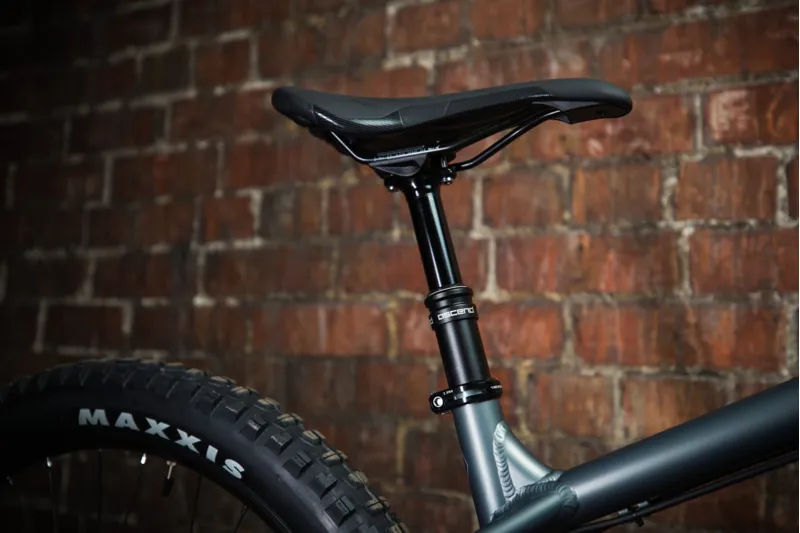 Nukeproof Scout 29 Comp SX 29er Hardtail Mountain Bike GreyBlack-4