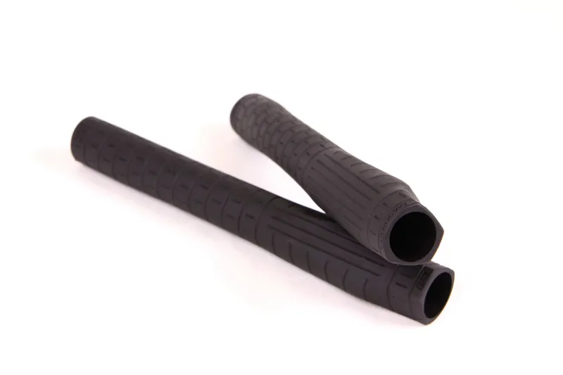 ODI Ergo Aero Bar Handlebar Grips 205mm Black-1