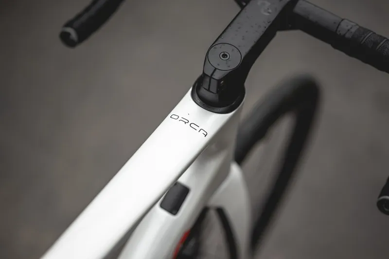 Ex Demo Orbea Orca M10 iLtd PWR 55cm Road Bike 2022 White-3