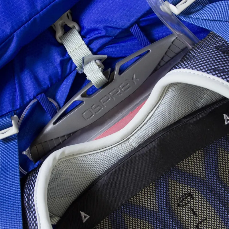 Osprey Tempest 9 Womens Backpack Chloroblast Green-3