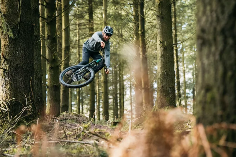 Specialized Levo SL Comp Alloy Electric Bike 2024 Gloss Charcoal/Silver Dust/Black-8