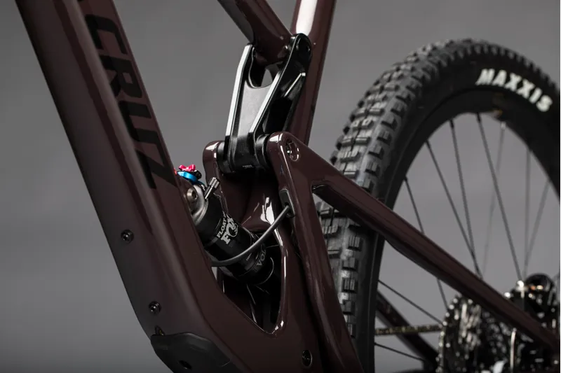 Santa Cruz Tallboy R 29er Mountain Bike 2020 Stormbringer Purple-3