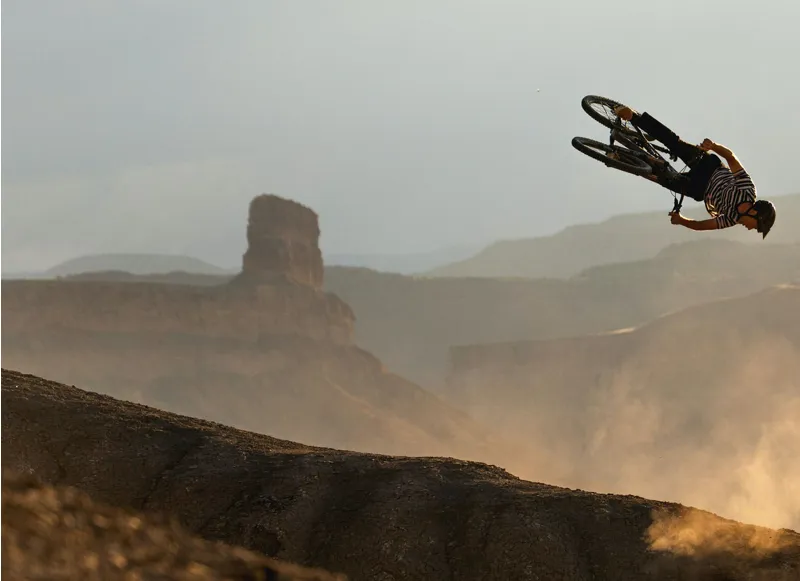 Yeti SB140 T2 SRAM XO1 Eagle 12 Spd 29er Mountain Bike 2022 Turquoise-2