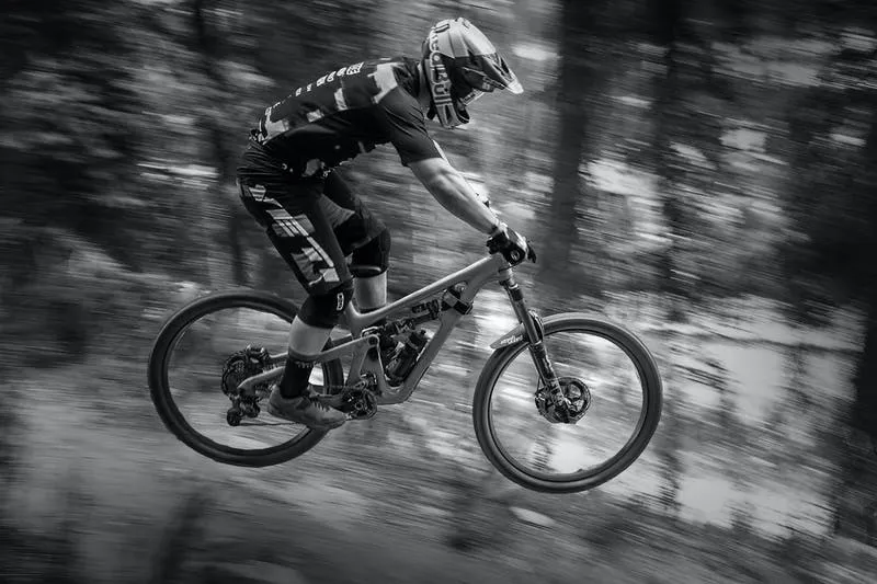 Yeti SB150 T1  Shimano XT 12 Spd 29er Mountain Bike 2022 Moss-2