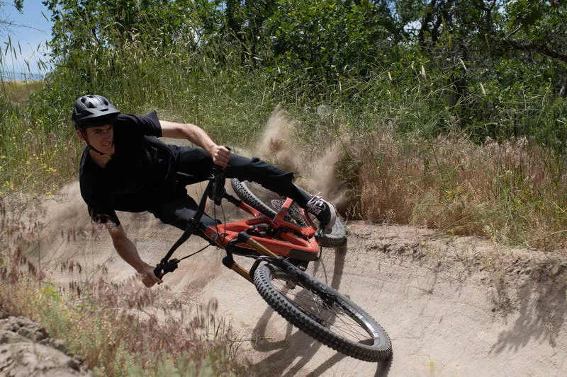 Yeti SB140 T2 SRAM XO1 Eagle 12 Spd Mountain Bike 2022 Blanco-4