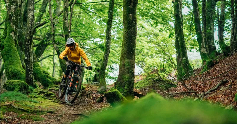 Orbea Occam H30 Mountain Bike 2022/23 Dark Green/Lime-3