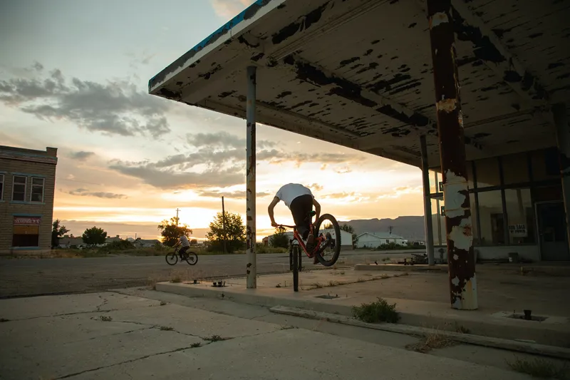 Yeti SB140 T2 Lunch Ride SRAM XO1 Eagle 12 Spd 27.5 Mountain Bike 2022 Smoke Grey-4