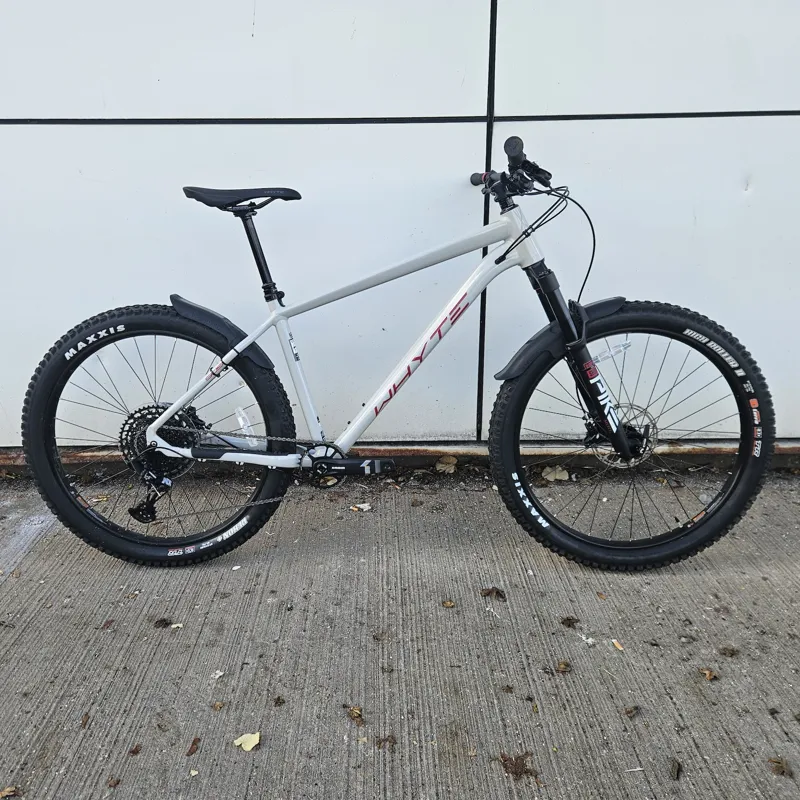 2nd Hand Whyte 905 Large Mountain Bike 2023 Gloss Cement Rose/Slate