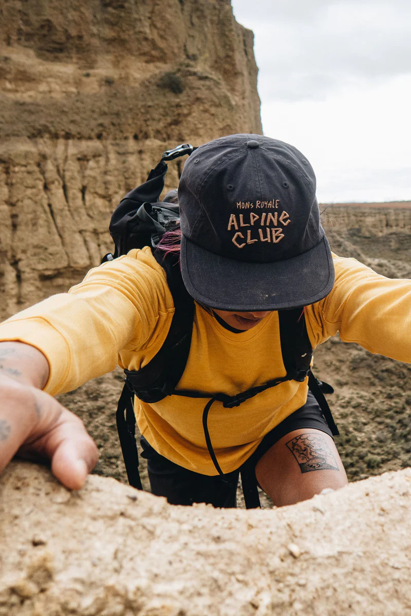 Mons Royale Roam 6 Panel Cap Black-2