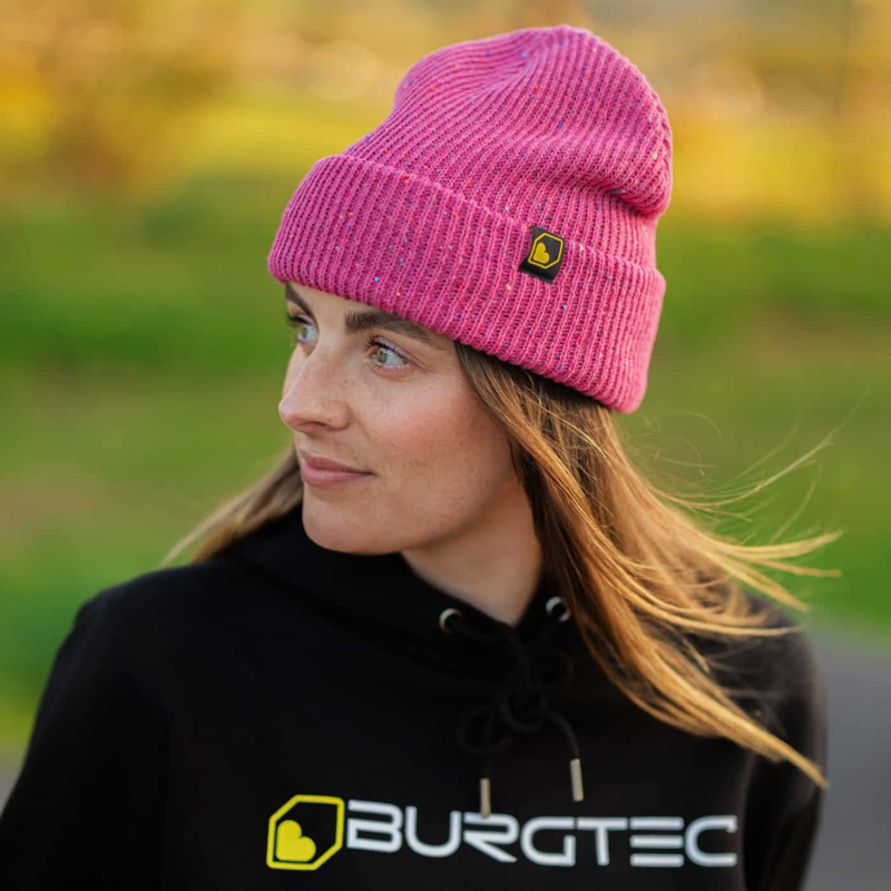 Burgtec Smugglers Beanie Fuchsia Speckle-4
